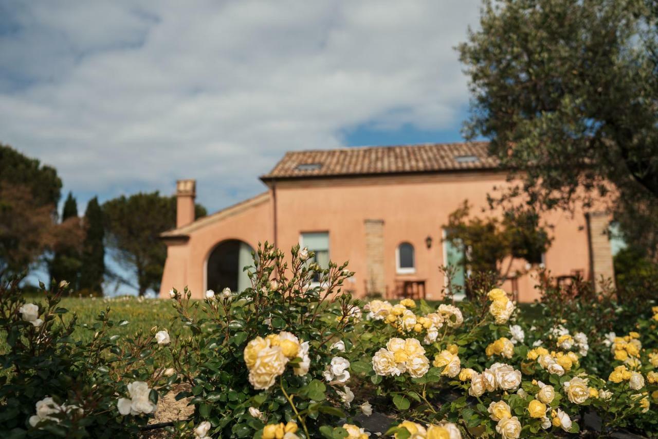 Nontiscordardime B&B Villa Agriturismo Civitanova Marche Bagian luar foto