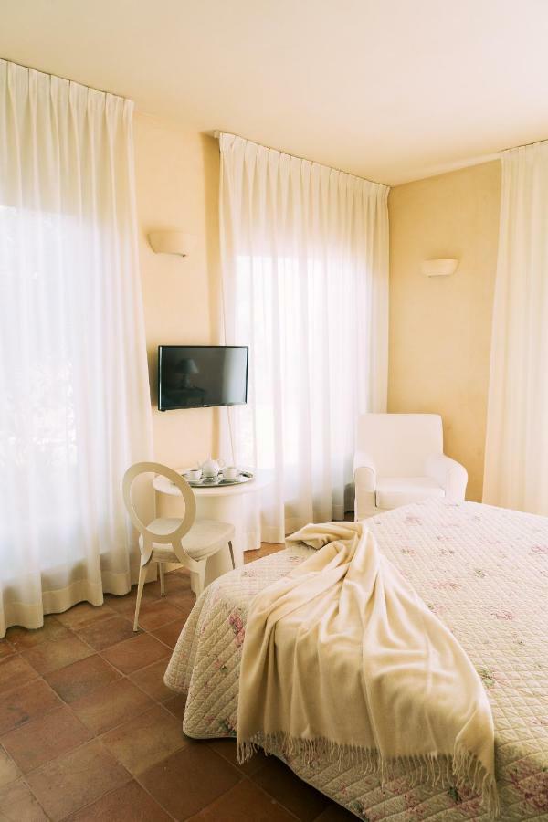 Nontiscordardime B&B Villa Agriturismo Civitanova Marche Bagian luar foto